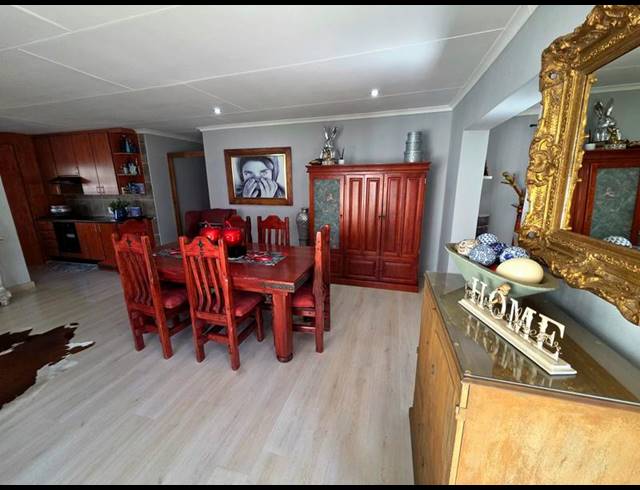3 BEDROOM HOUSE FOR SALE IN AMBERFIELD